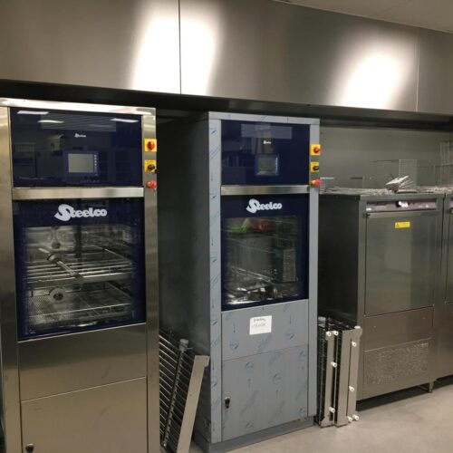 steelco washer disinfector uk lab640