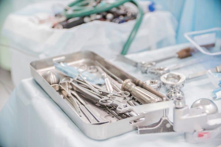 medical instruments for surgery cleaning decontamination