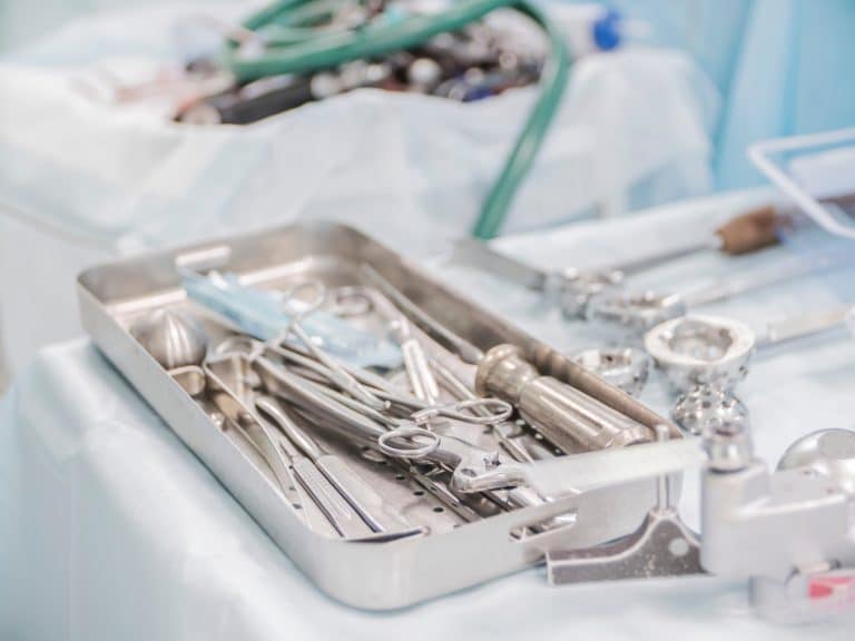 medical instruments for surgery cleaning decontamination